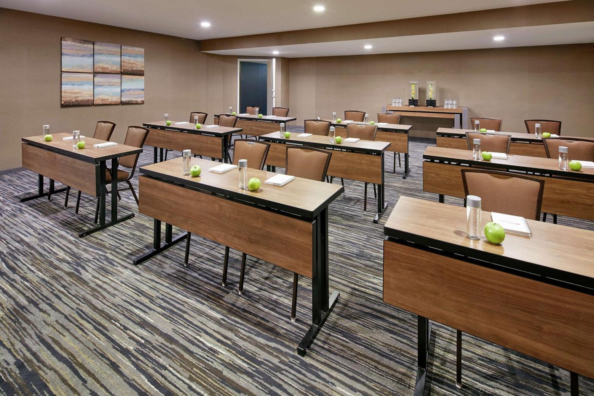 Hilton Garden Inn San Diego Mission Valley/Stadium Extérieur photo